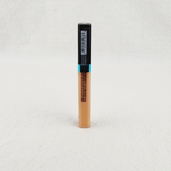 3 FOR $ 13 🔥L'Oréal infallible pro Glow concealer 06 - Picture 5 of 7